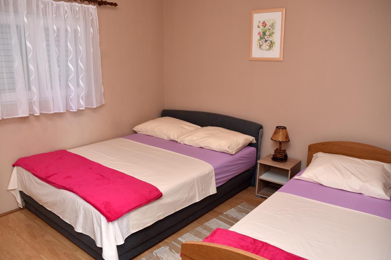 Apartments Oresic Vir Dış mekan fotoğraf