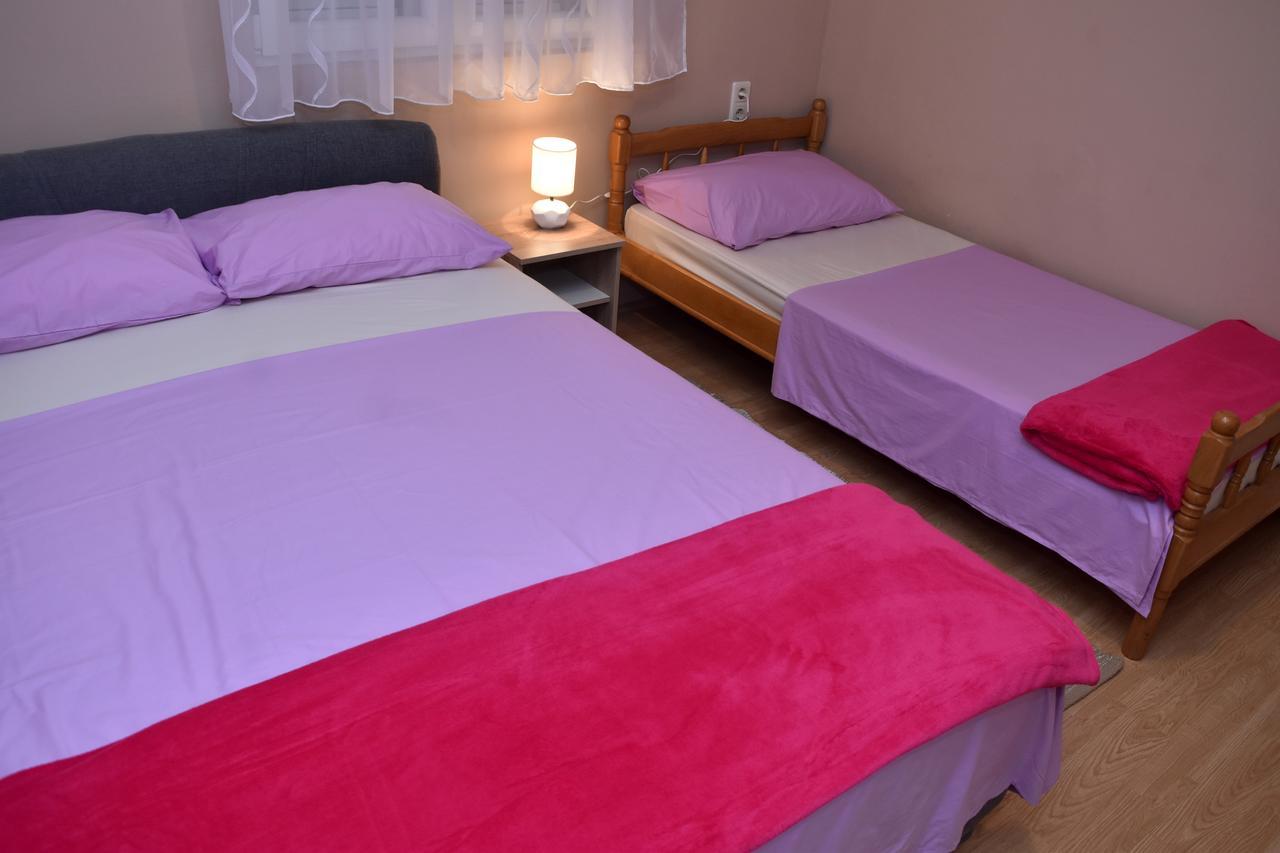 Apartments Oresic Vir Dış mekan fotoğraf