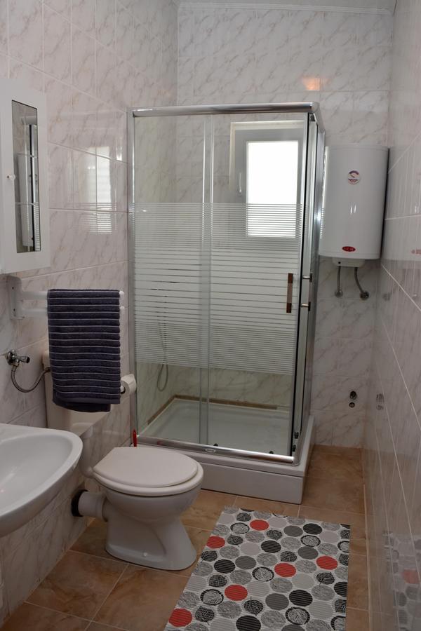 Apartments Oresic Vir Dış mekan fotoğraf