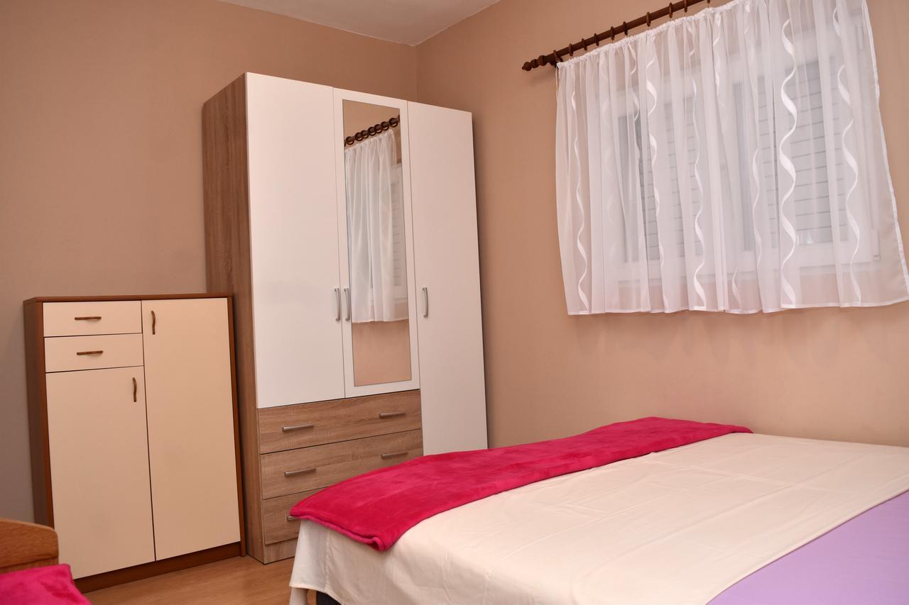 Apartments Oresic Vir Dış mekan fotoğraf