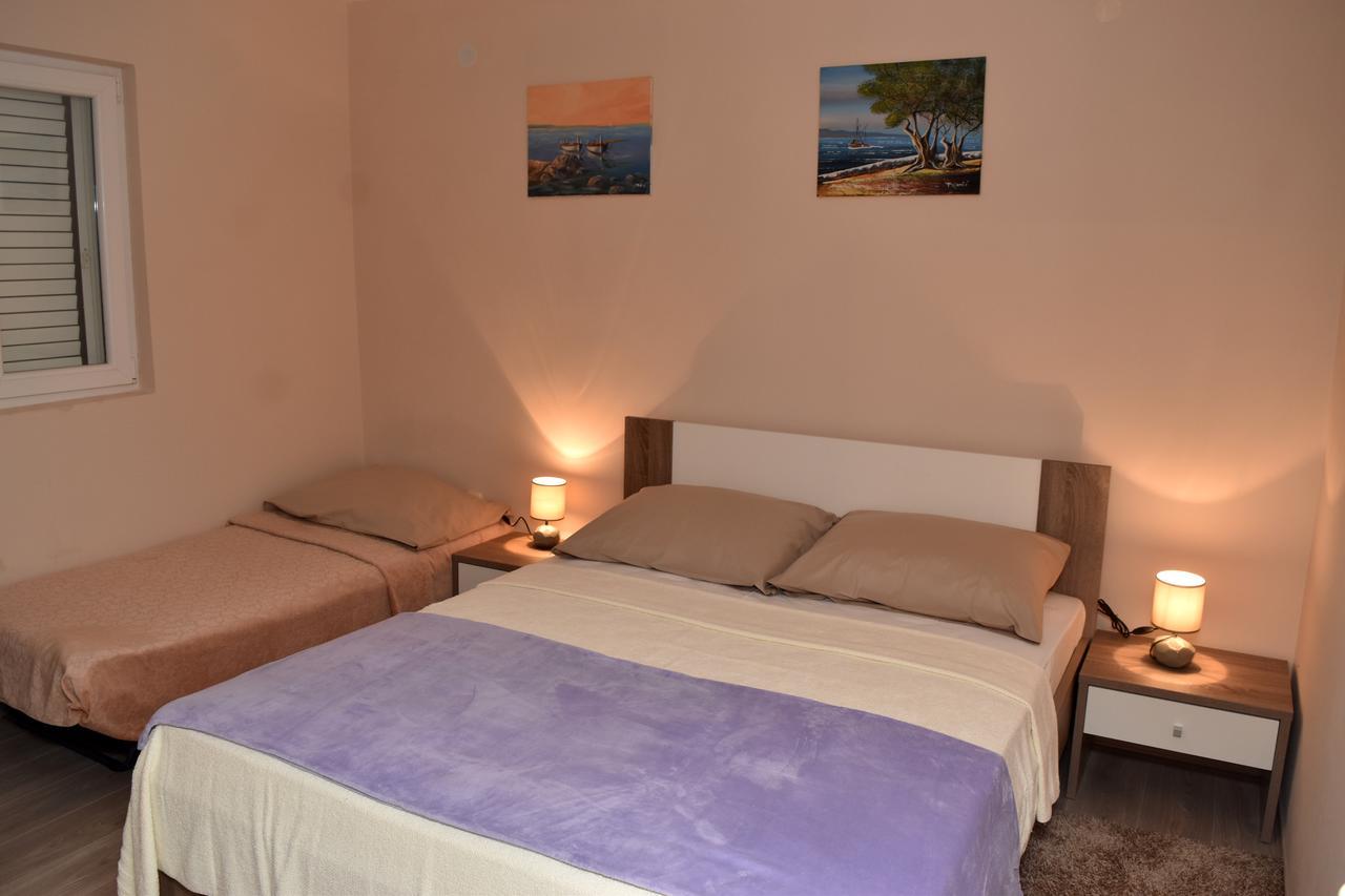 Apartments Oresic Vir Dış mekan fotoğraf