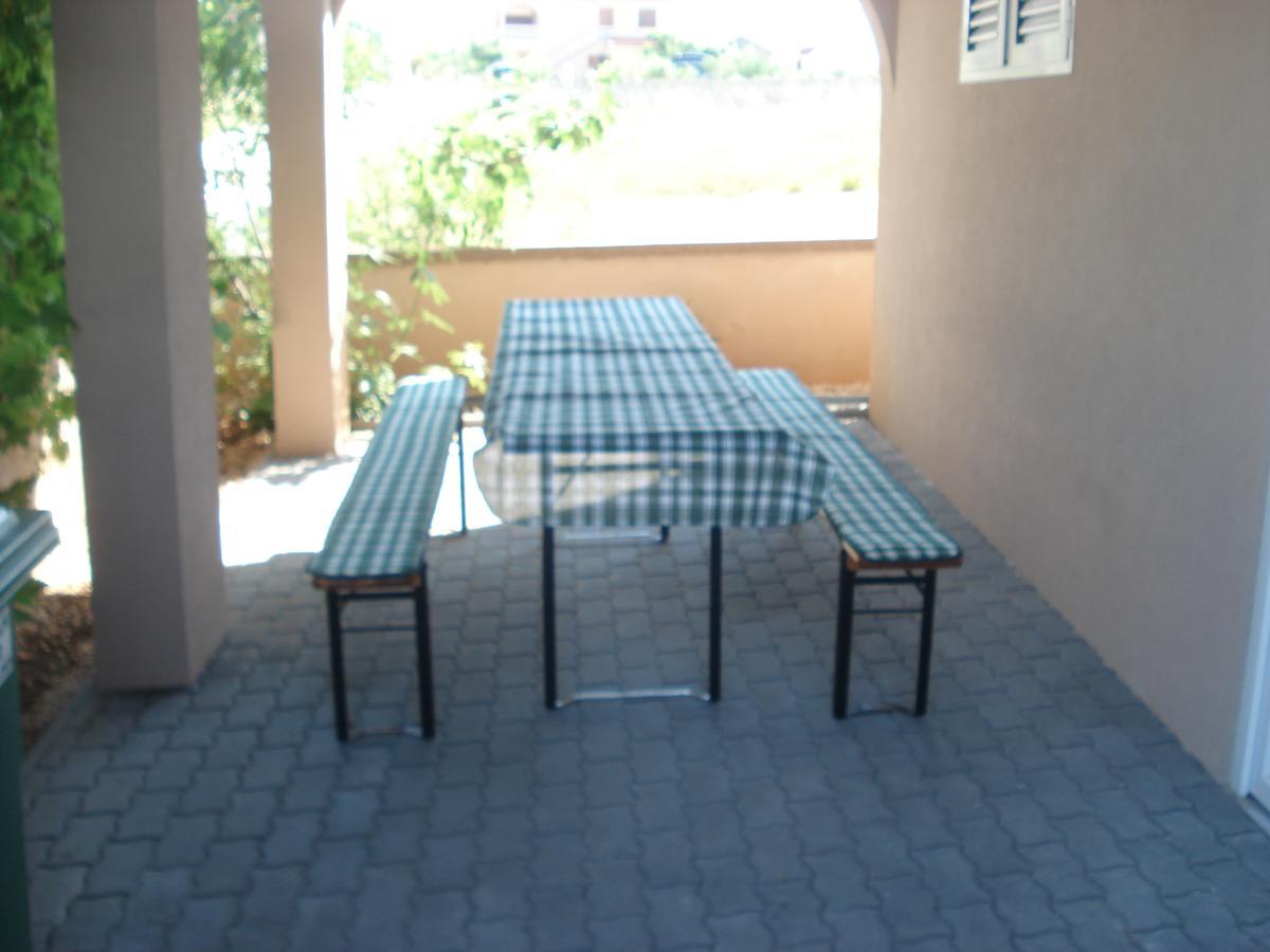 Apartments Oresic Vir Dış mekan fotoğraf